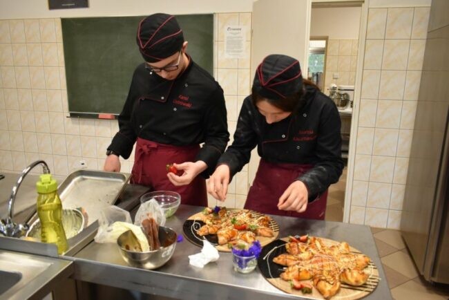 1000×600-bd68856283993268_494638092455856_1451709167832074630_n