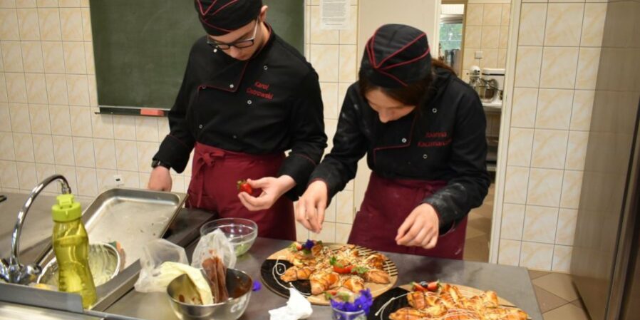 1000×600-bd68856283993268_494638092455856_1451709167832074630_n